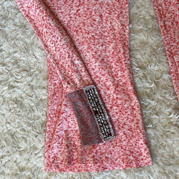Henley We the people Pink and Gray Long Sleeve V-Neck top 2 - Picture 2 of 3